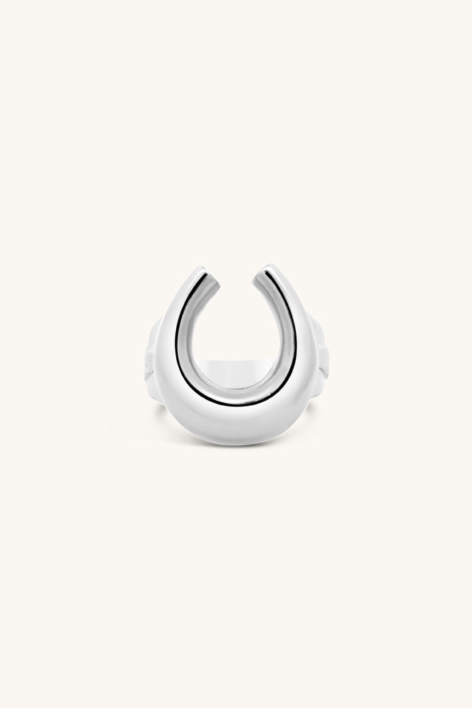 sierra winter easy rider chunky silver horseshoe statement ring