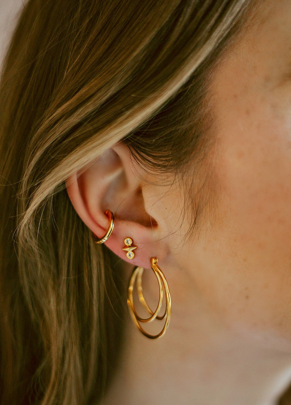 sierra winter gold vermeil white topaz atlas stud earrings