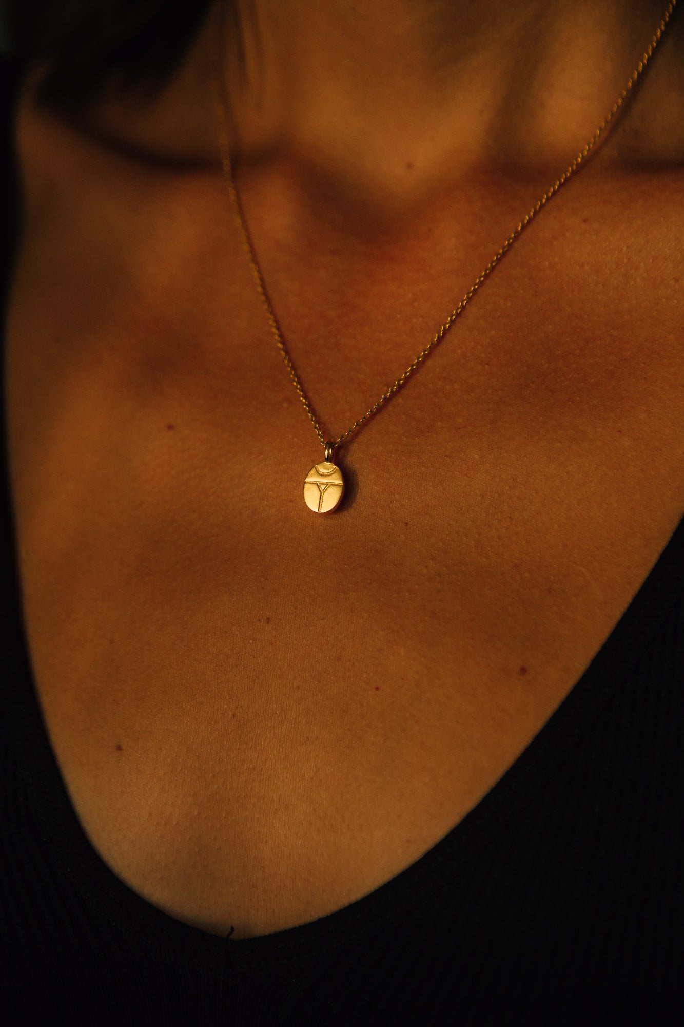gold scarab pendant necklace