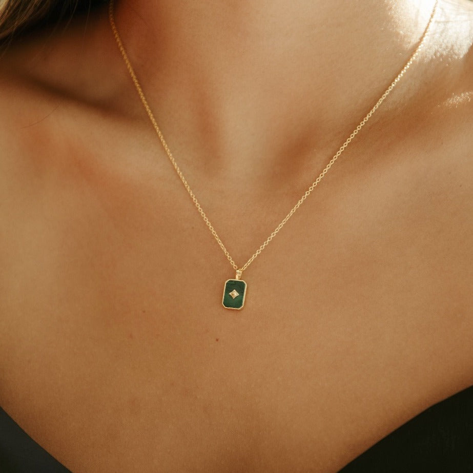 sierra winter joyce malachite pendant necklace