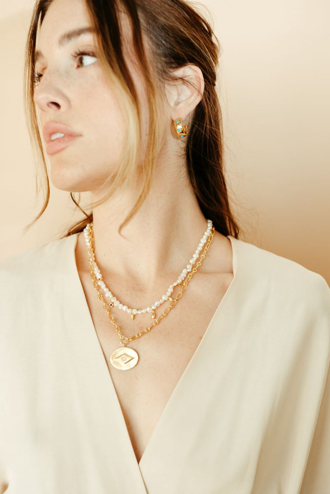 
                      
                        sierra winter Althea beaded pearl necklace
                      
                    