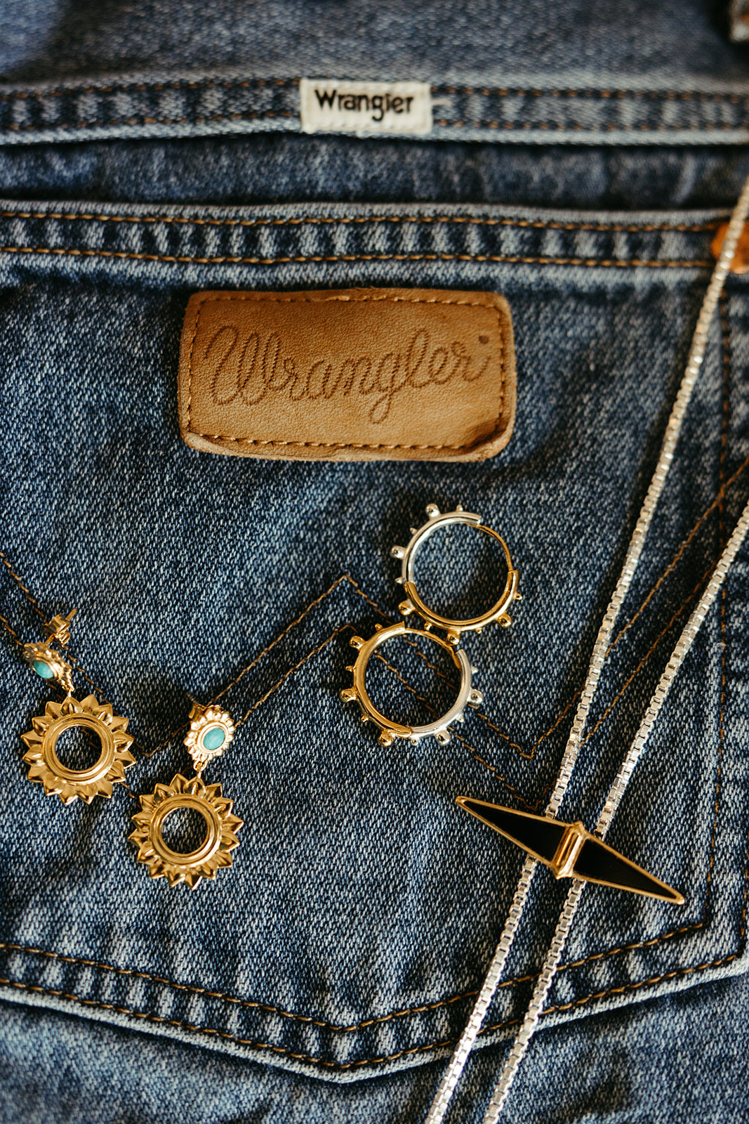 エイミエール ハイパーシェイク Kenneth Jay Lane Silver Plated Clip Earrings with Pearl