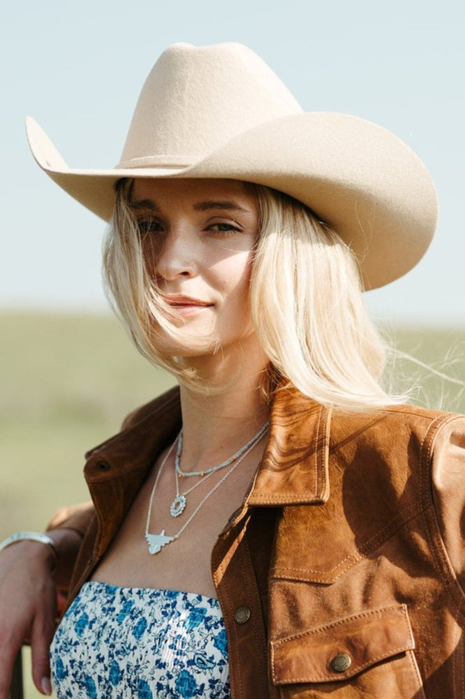 
                      
                        silver southwest thunderbird pendant necklace
                      
                    