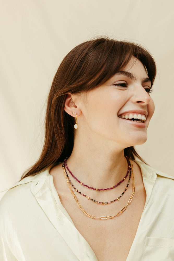 
                      
                        sierra winter liza ruby beaded chain necklace
                      
                    