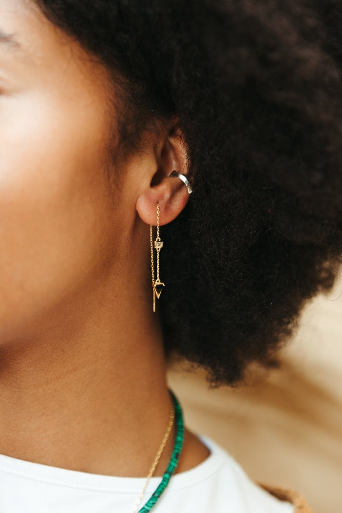 sierra winter gold pendulum threader earrings