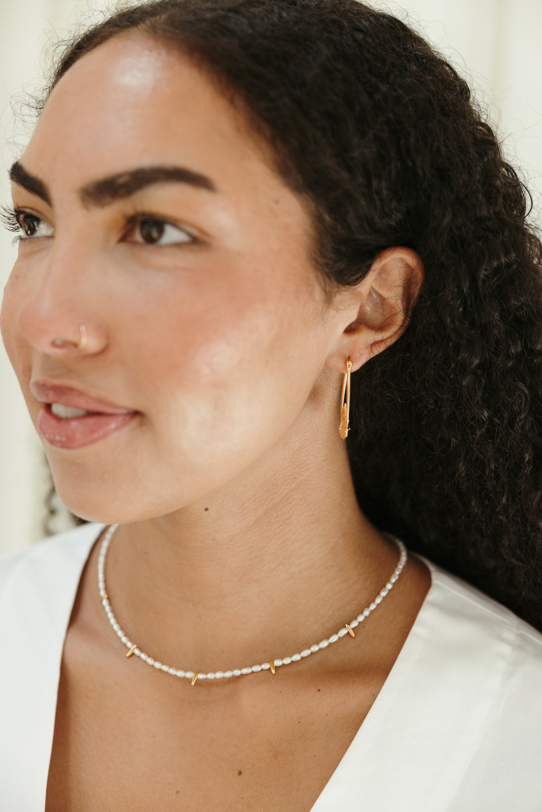 freshwater pearl small beaded necklace with gold accents