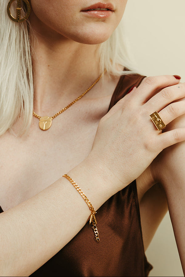 gold curb chain bracelet