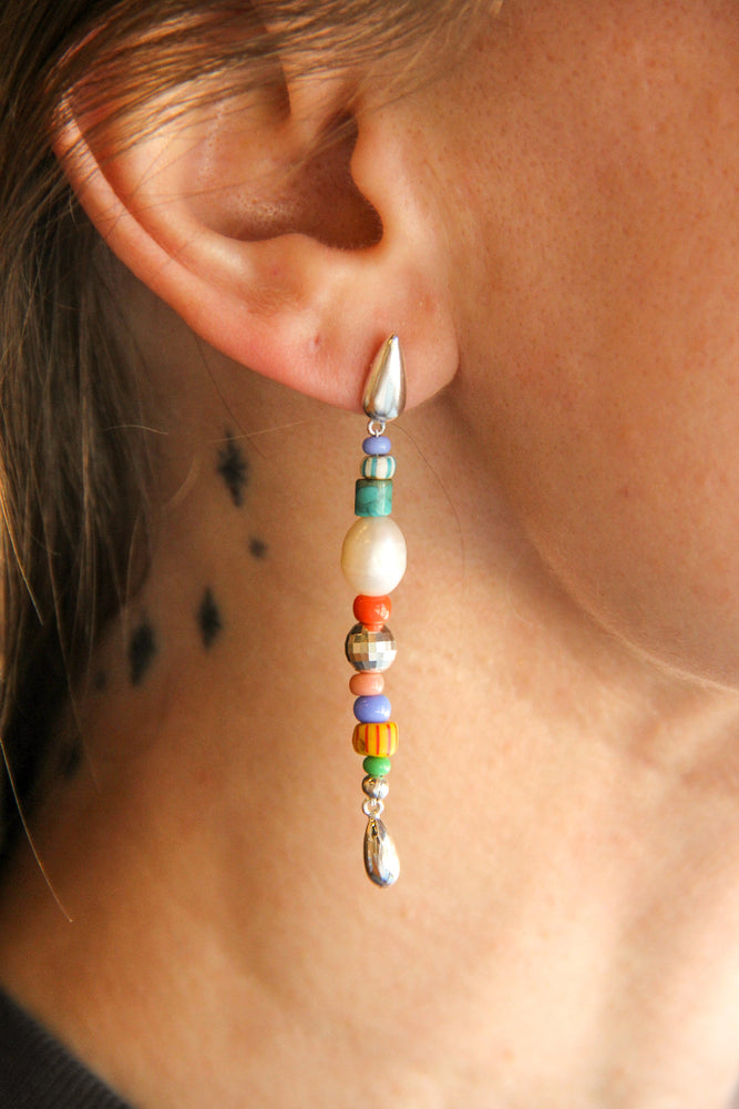 sierra winter handmade beaded pearl laguna drop earrings