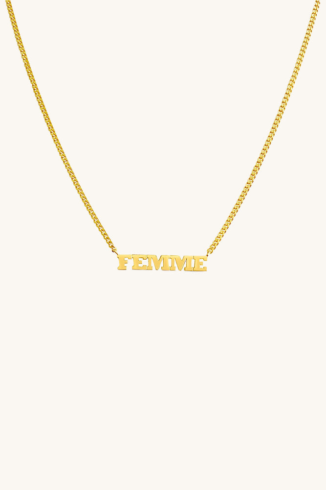 sierra winter gold femme script necklace