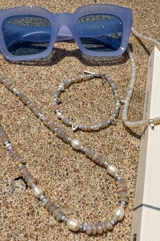 
                      
                        handmade australian opal bracelet sierra winter
                      
                    