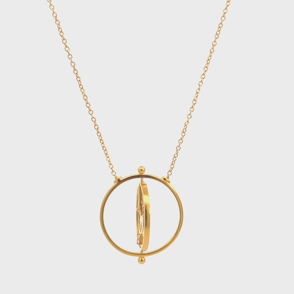 
                      
                        Load and play video in Gallery viewer, sierra winter the hours spinner sundial necklace
                      
                    