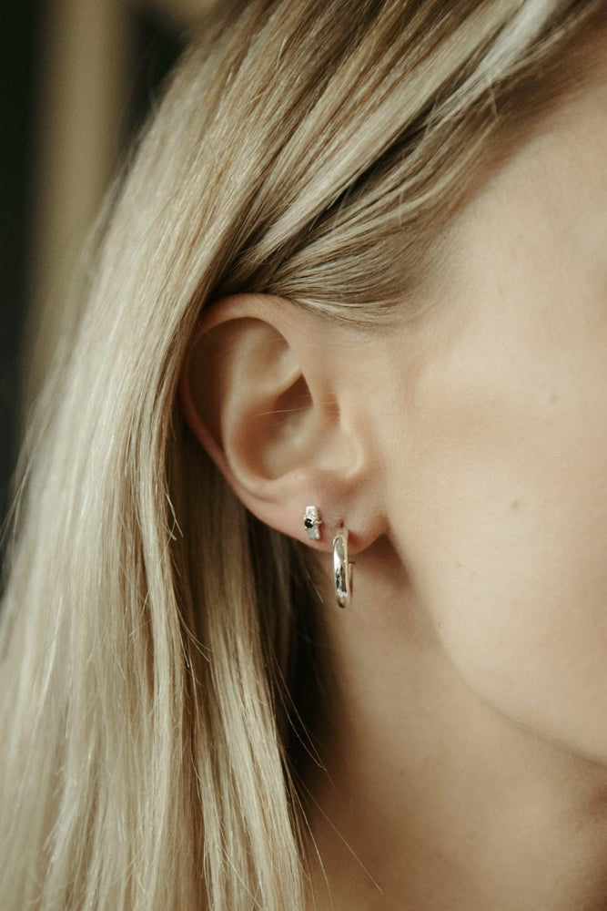 
                      
                        sierra winter sterling silver morgan hollow hoop earrings
                      
                    