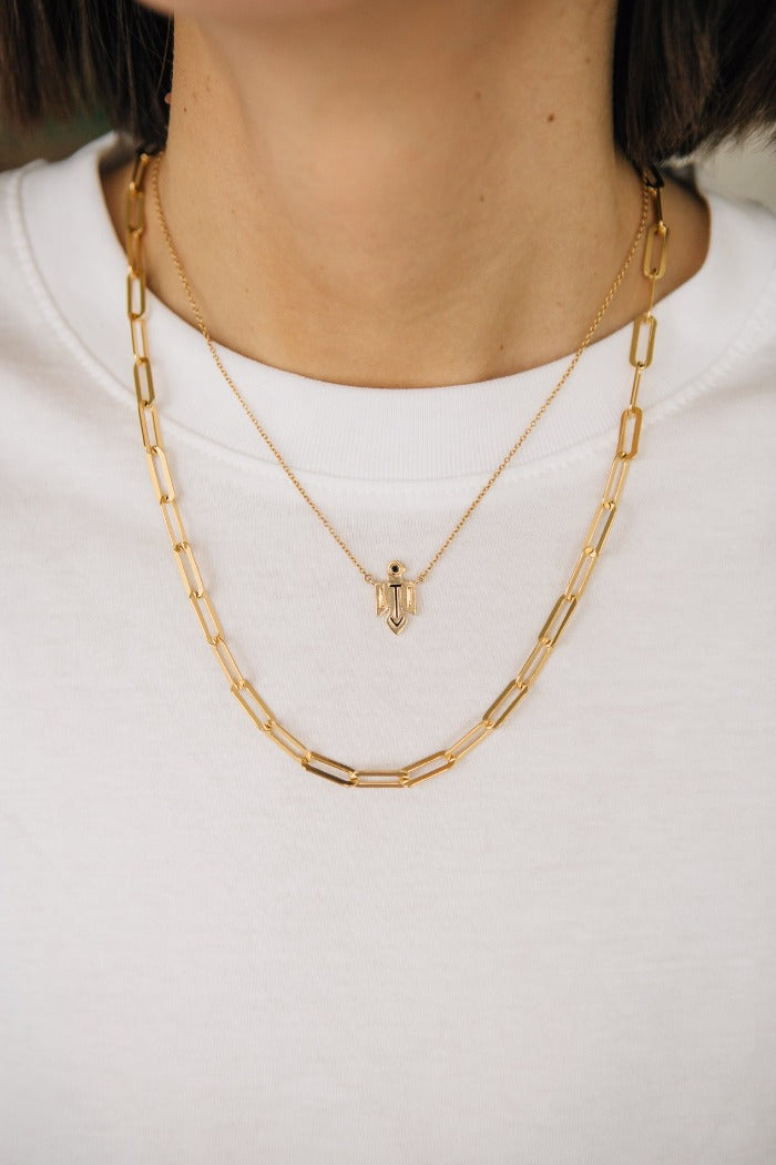 the hank 18k gold paperclip chain necklace