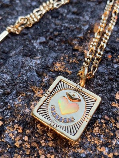 
                      
                        Lovers Necklace
                      
                    